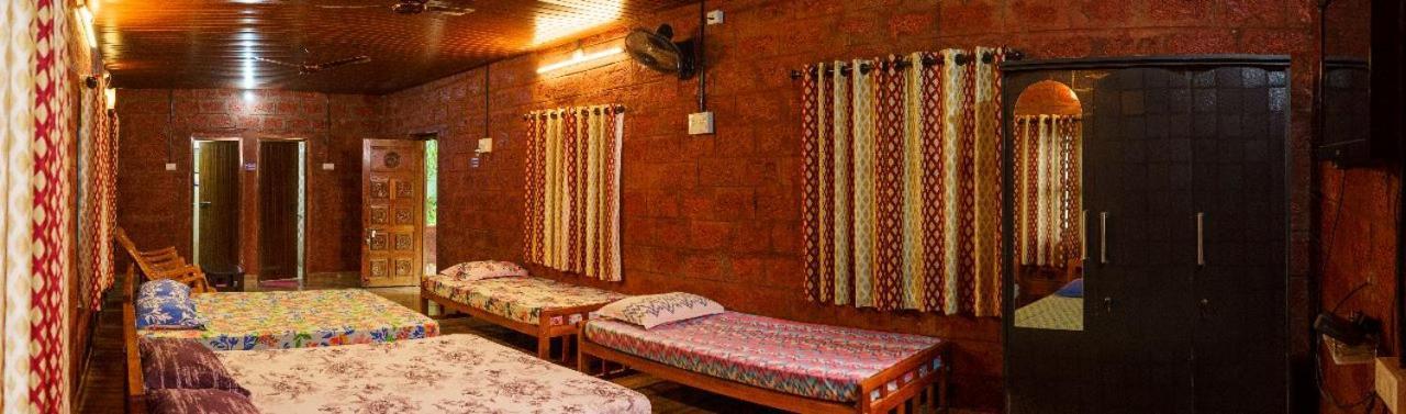 Jasmine Land Homestay Удупи Екстериор снимка