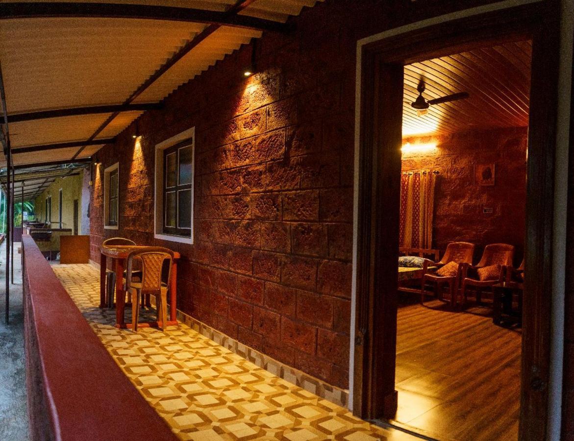 Jasmine Land Homestay Удупи Екстериор снимка